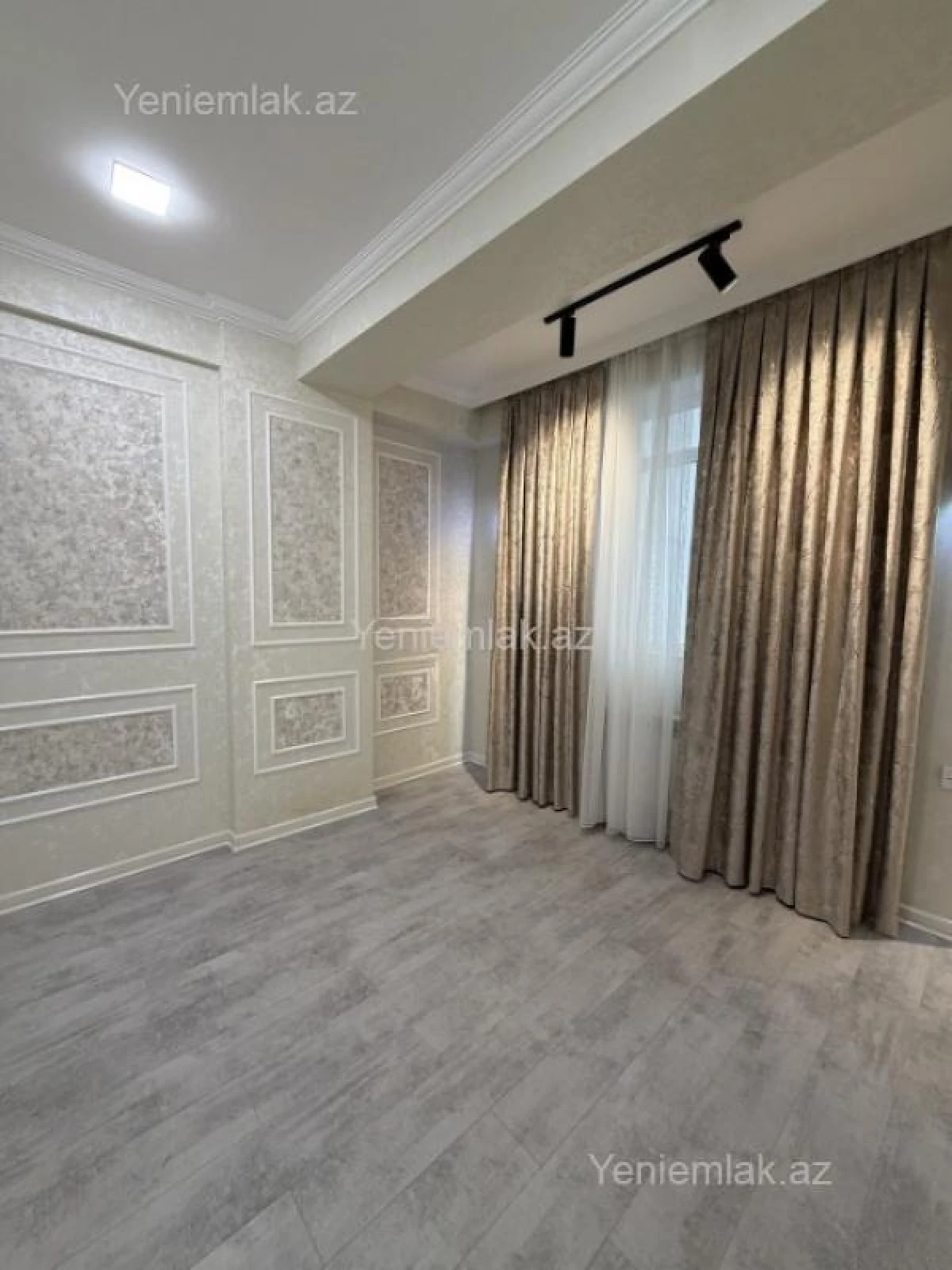 Satılır 2 otaqlı yeni tikili 76 m²