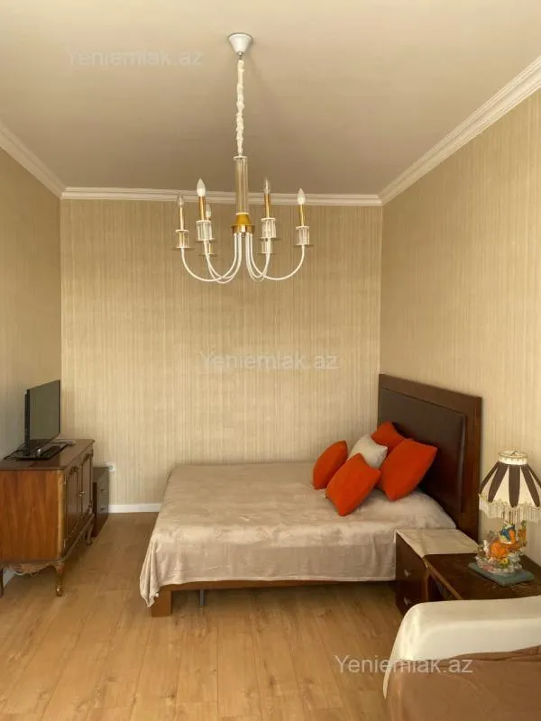 Satılır 1 otaqlı yeni tikili 43 m²