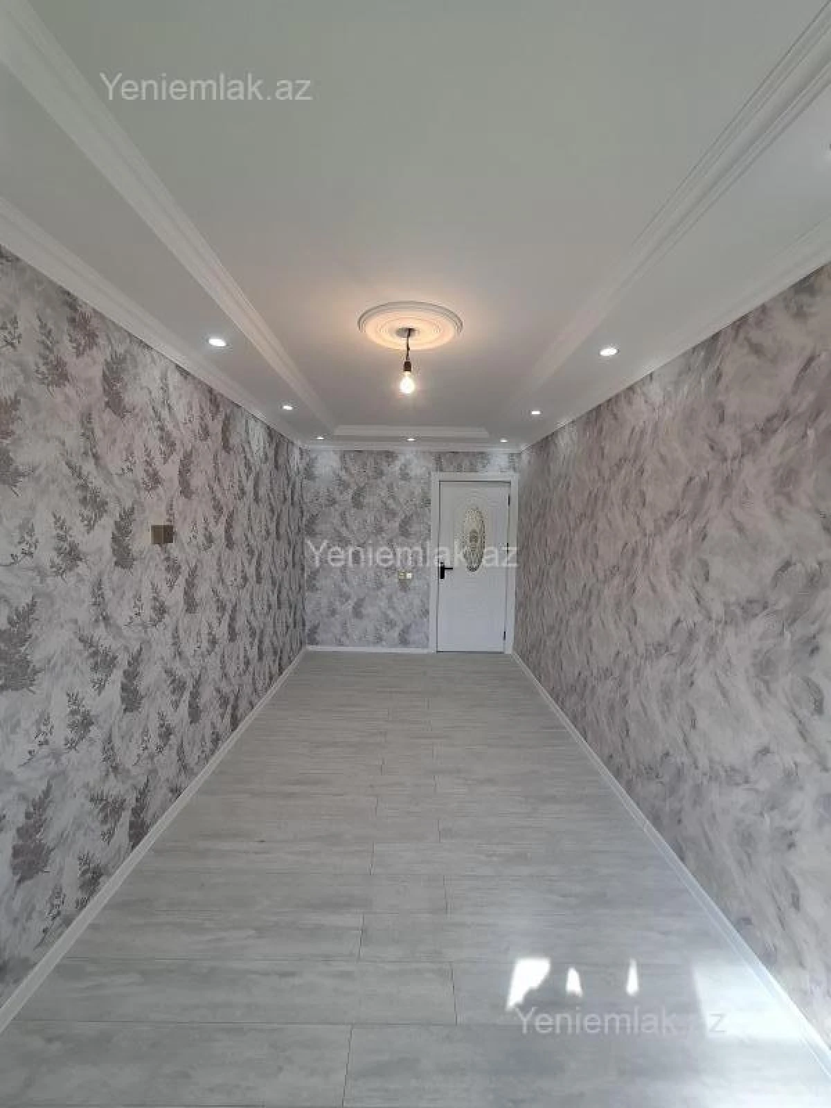 Satılır 2 otaqlı köhnə tikili 48 m²
