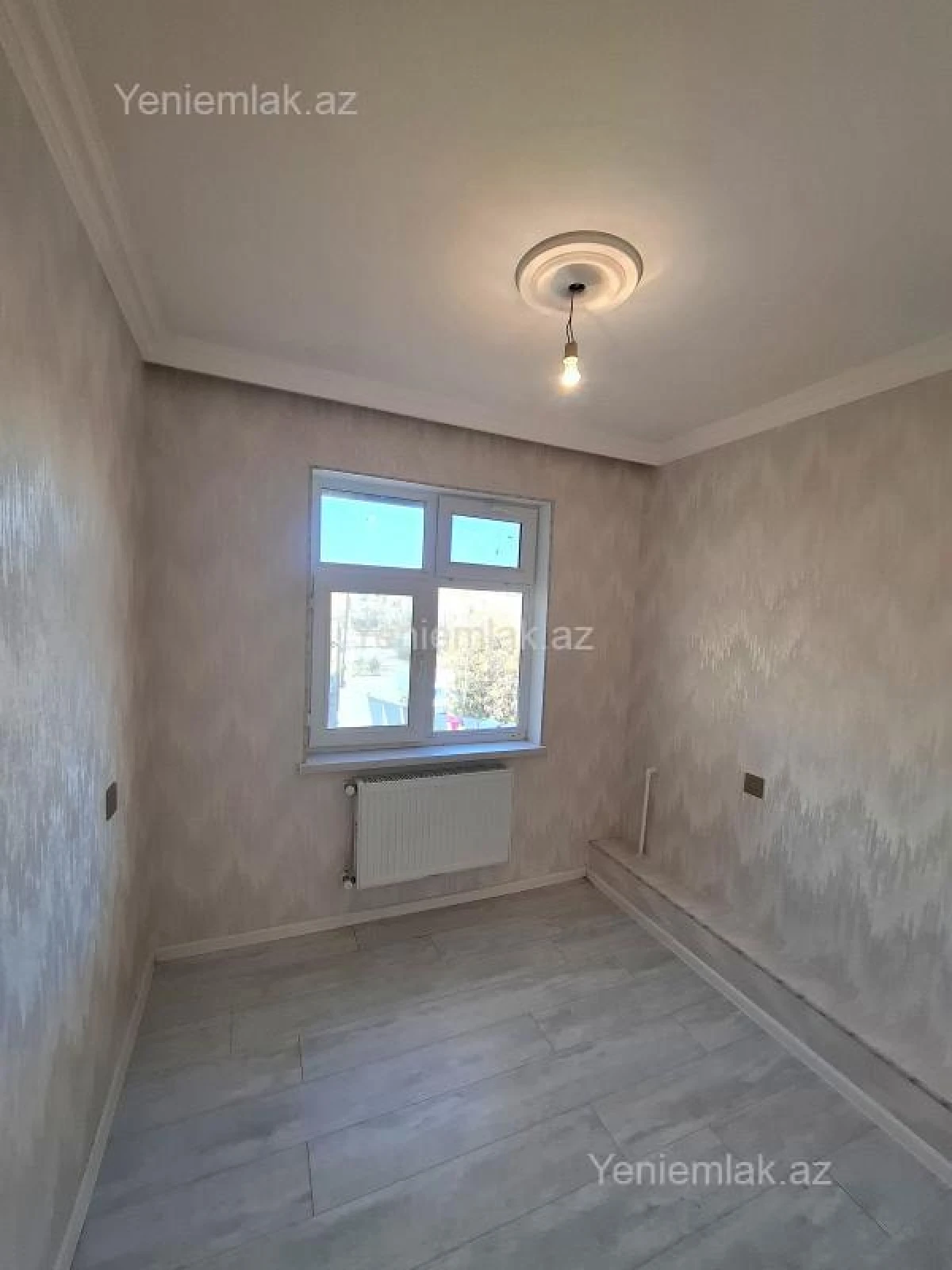 Satılır 2 otaqlı köhnə tikili 48 m²