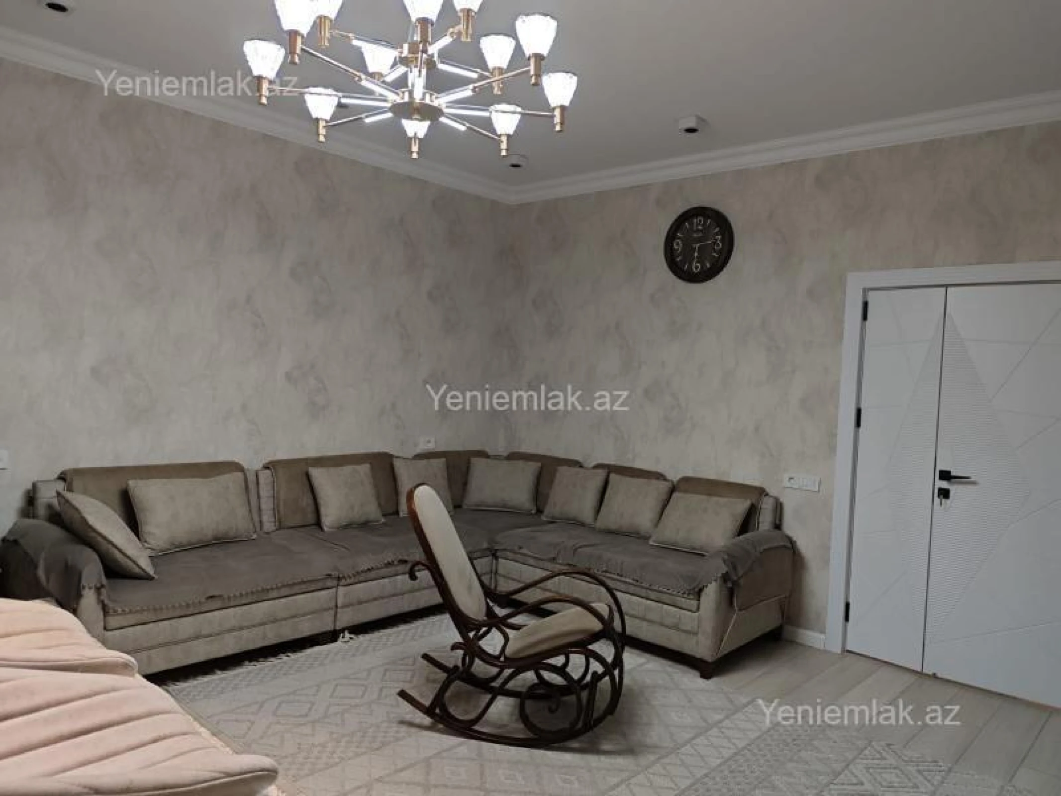 Satılır 4 otaqlı yeni tikili 130 m²