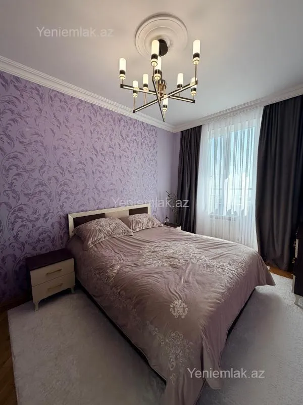 Satılır 3 otaqlı yeni tikili 90 m²