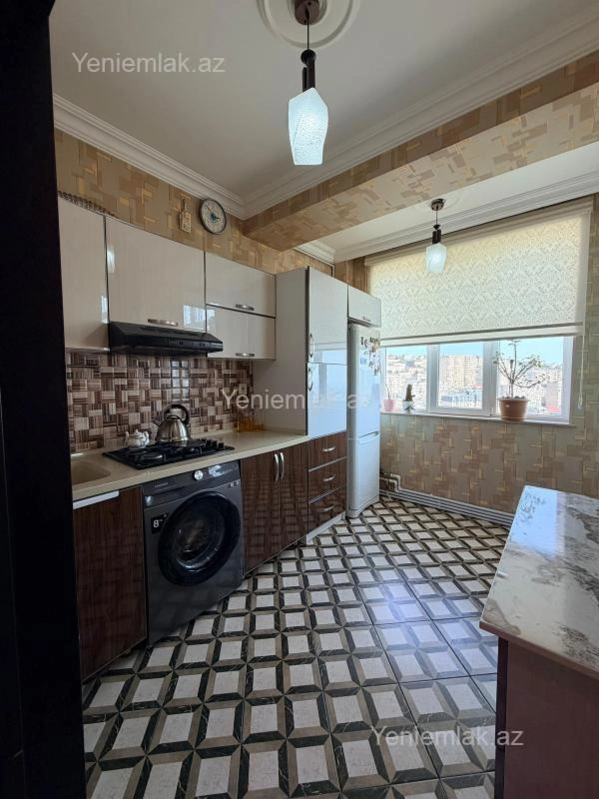 Satılır 3 otaqlı yeni tikili 90 m²