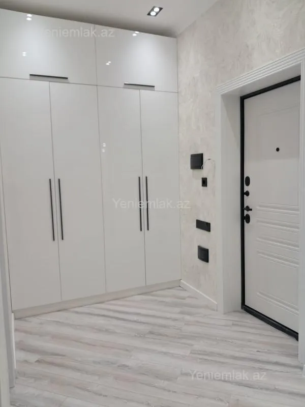 Satılır 2 otaqlı yeni tikili 67 m²