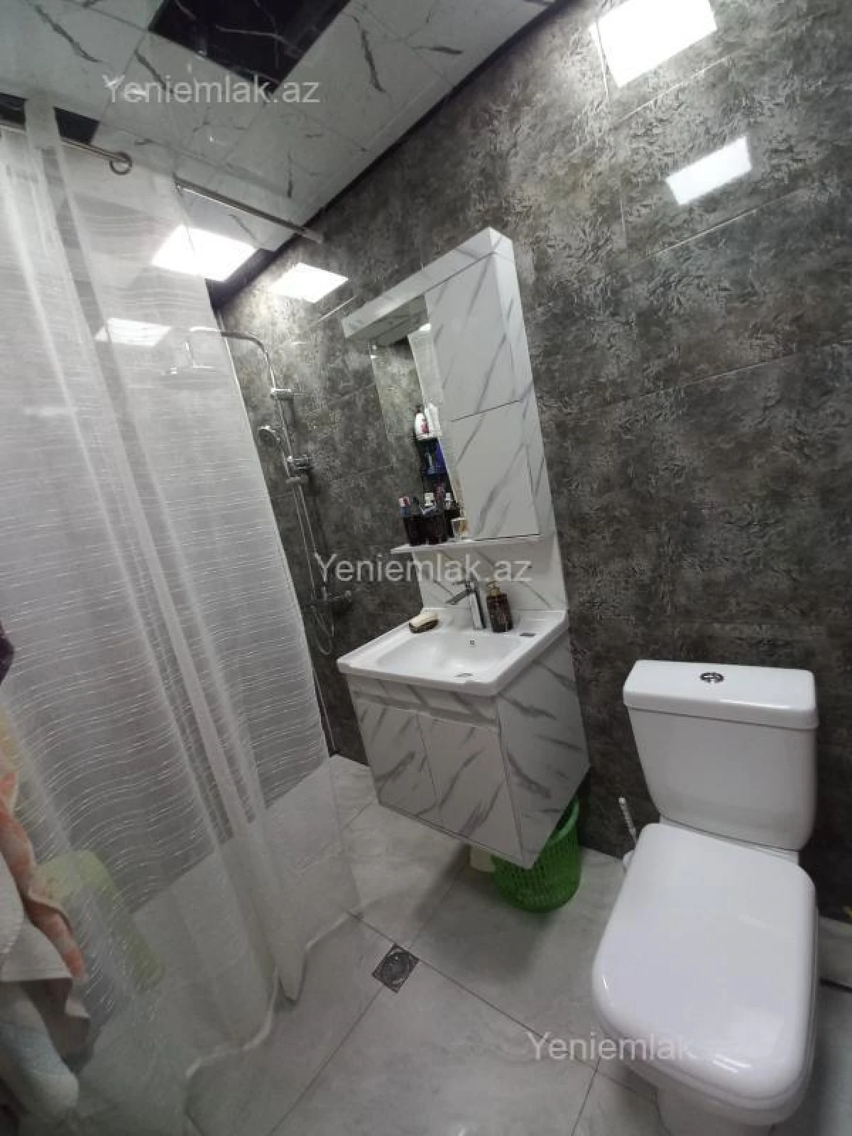 Satılır 2 otaqlı köhnə tikili 57 m²