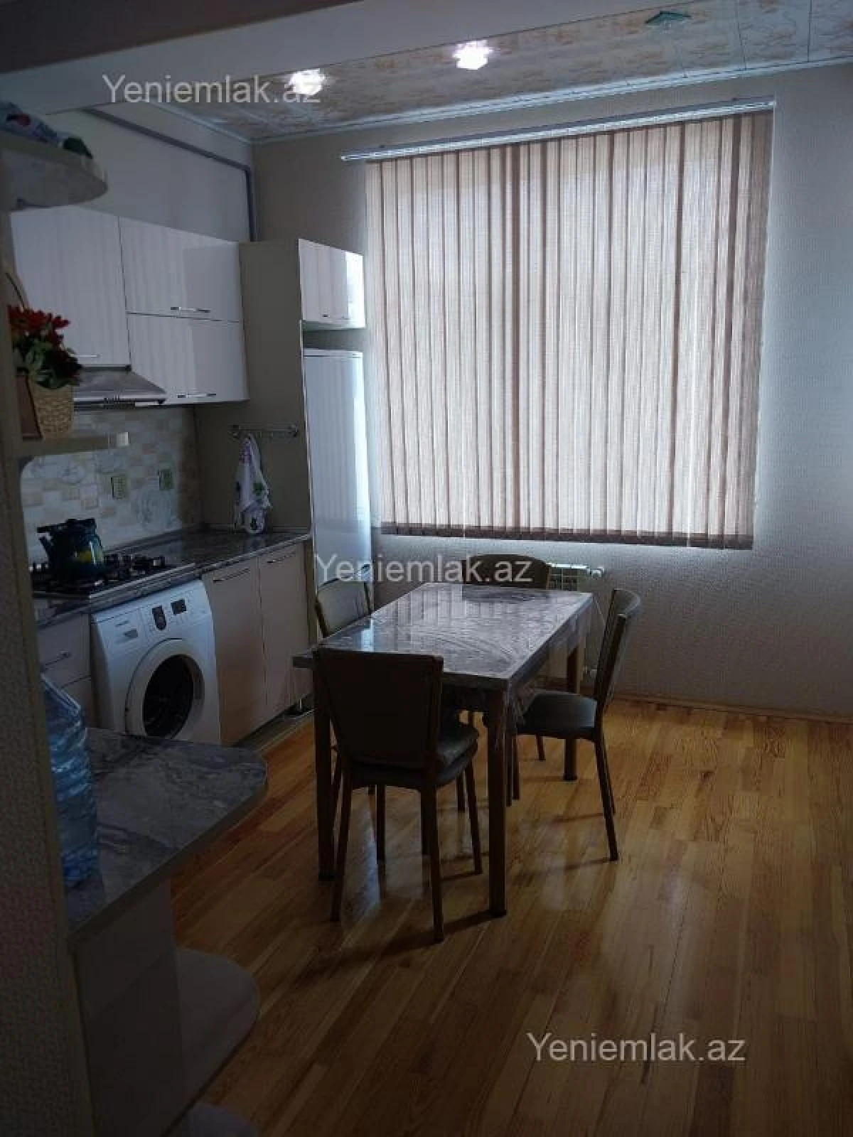 Satılır 3 otaqlı yeni tikili 77 m²