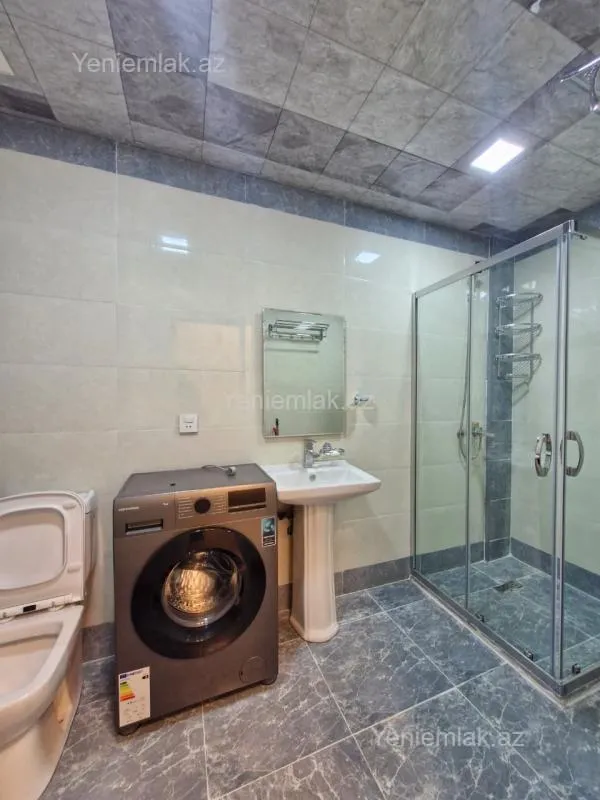Satılır 2 otaqlı yeni tikili 60 m²