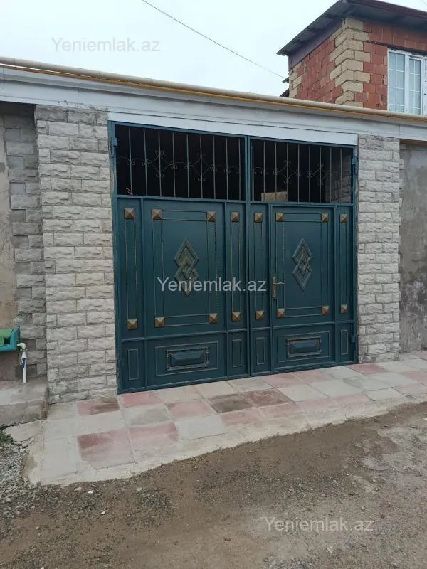 Satılır 4 otaqlı həyət evi 110 m²