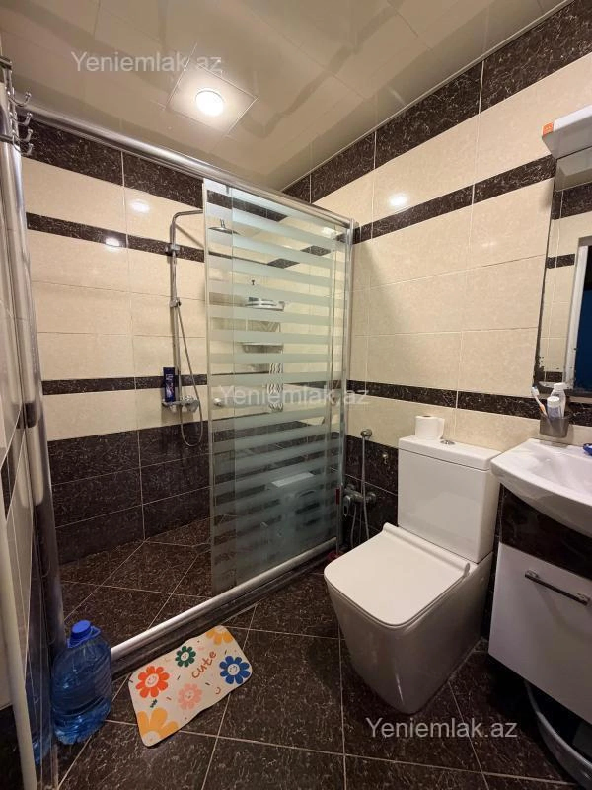 Satılır 2 otaqlı yeni tikili 65 m²