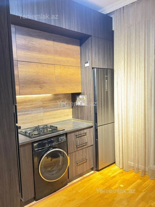 Satılır 2 otaqlı yeni tikili 68 m²