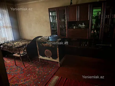 Satılır 4 otaqlı həyət evi 152 m²