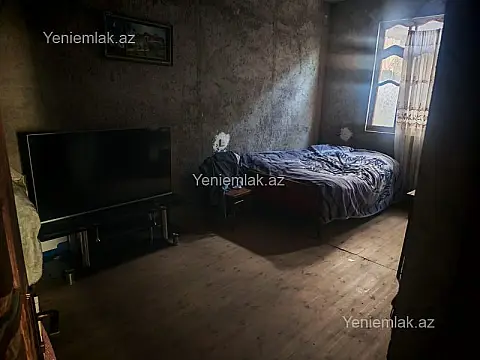 Satılır 4 otaqlı həyət evi 152 m²