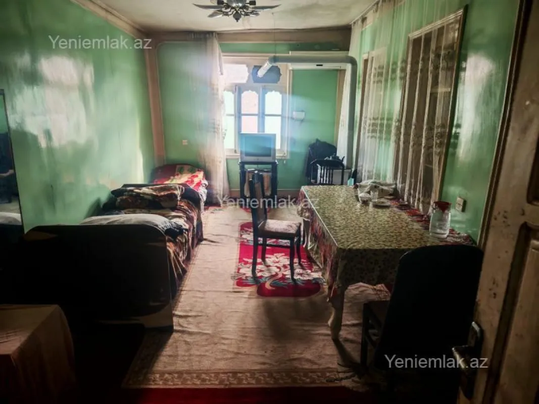 Satılır 4 otaqlı həyət evi 152 m²