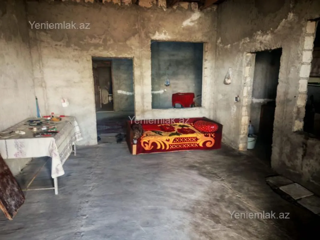 Satılır 4 otaqlı həyət evi 152 m²