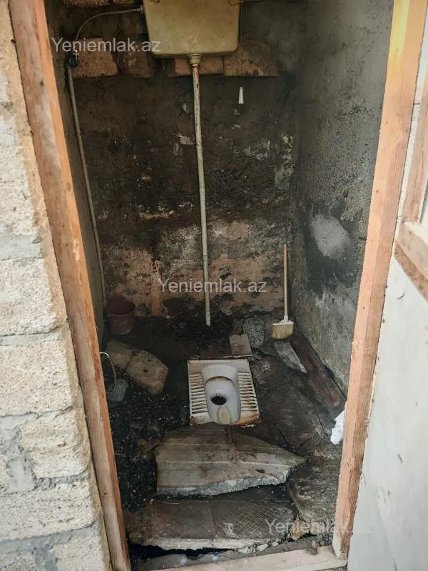 Satılır 4 otaqlı həyət evi 152 m²