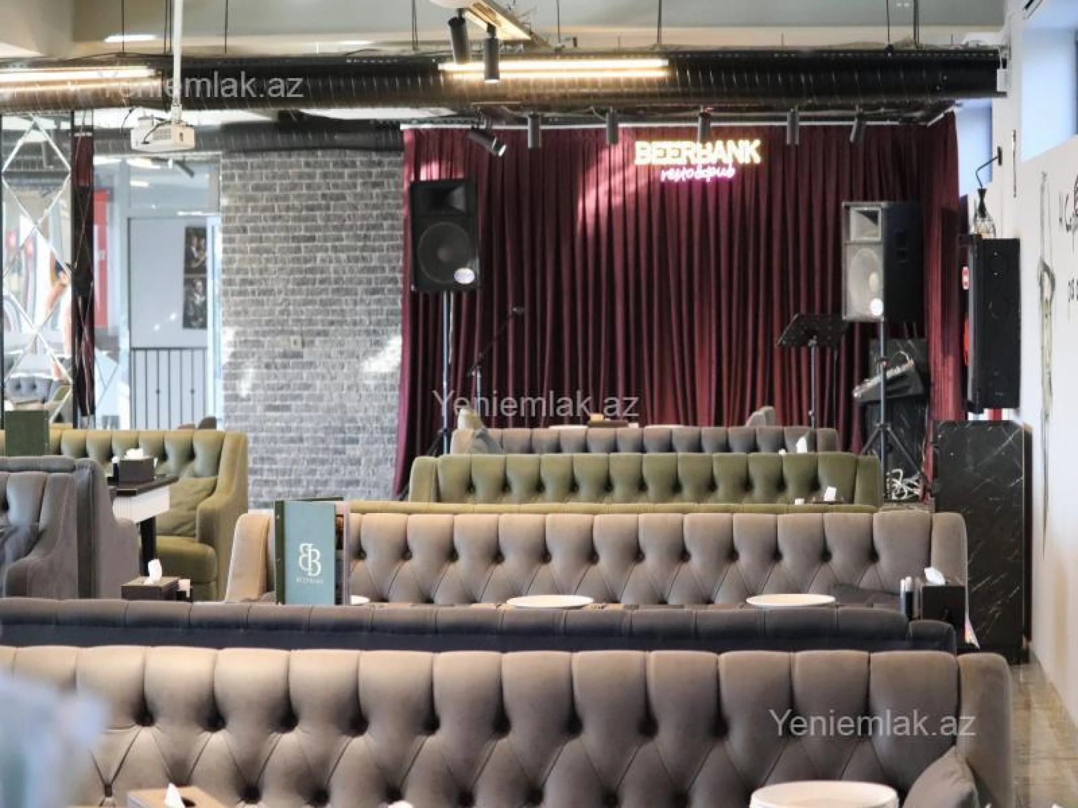 Satılır 15 otaqlı obyekt 3000 m²