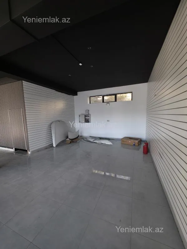 Satılır 15 otaqlı obyekt 3000 m²