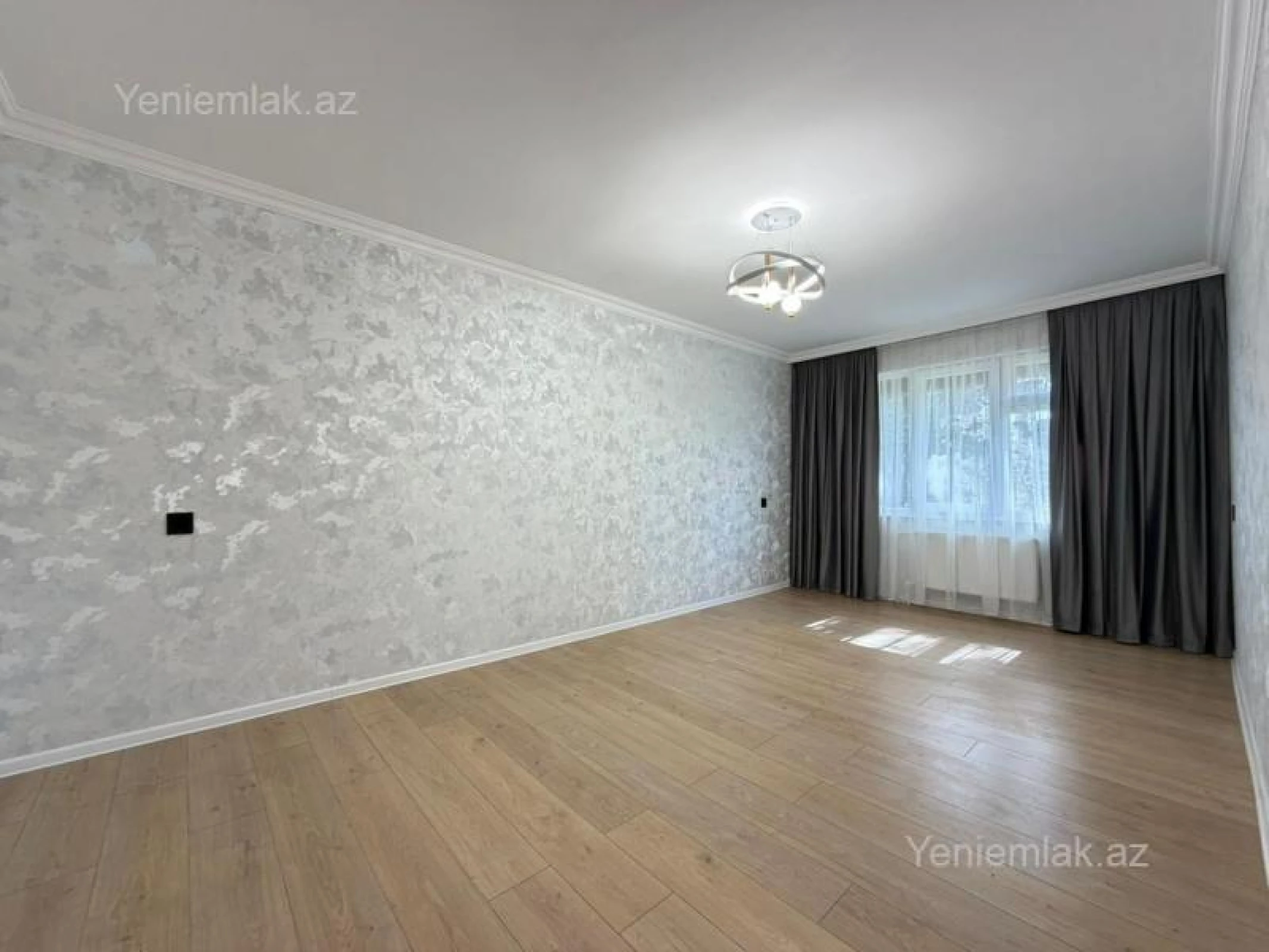 Satılır 3 otaqlı köhnə tikili 75 m²