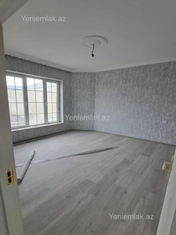 Satılır 4 otaqlı həyət evi 170 m²