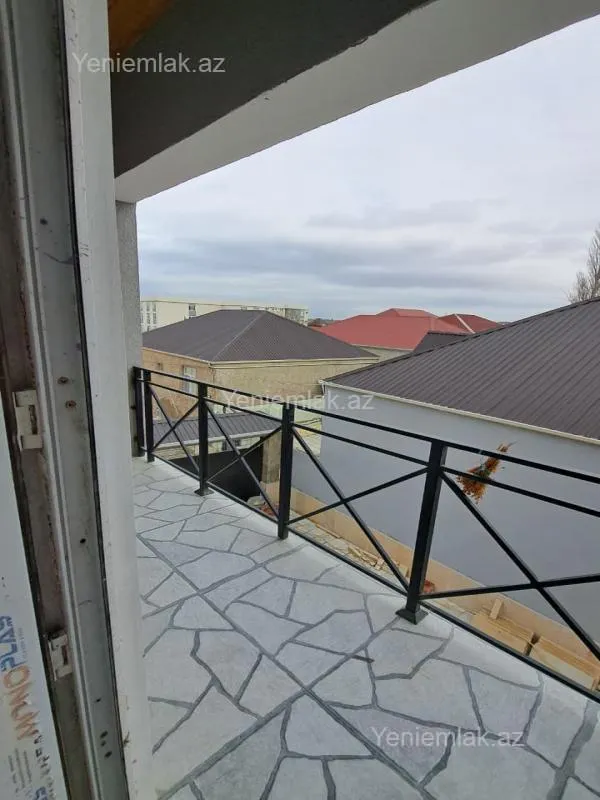 Satılır 4 otaqlı həyət evi 170 m²