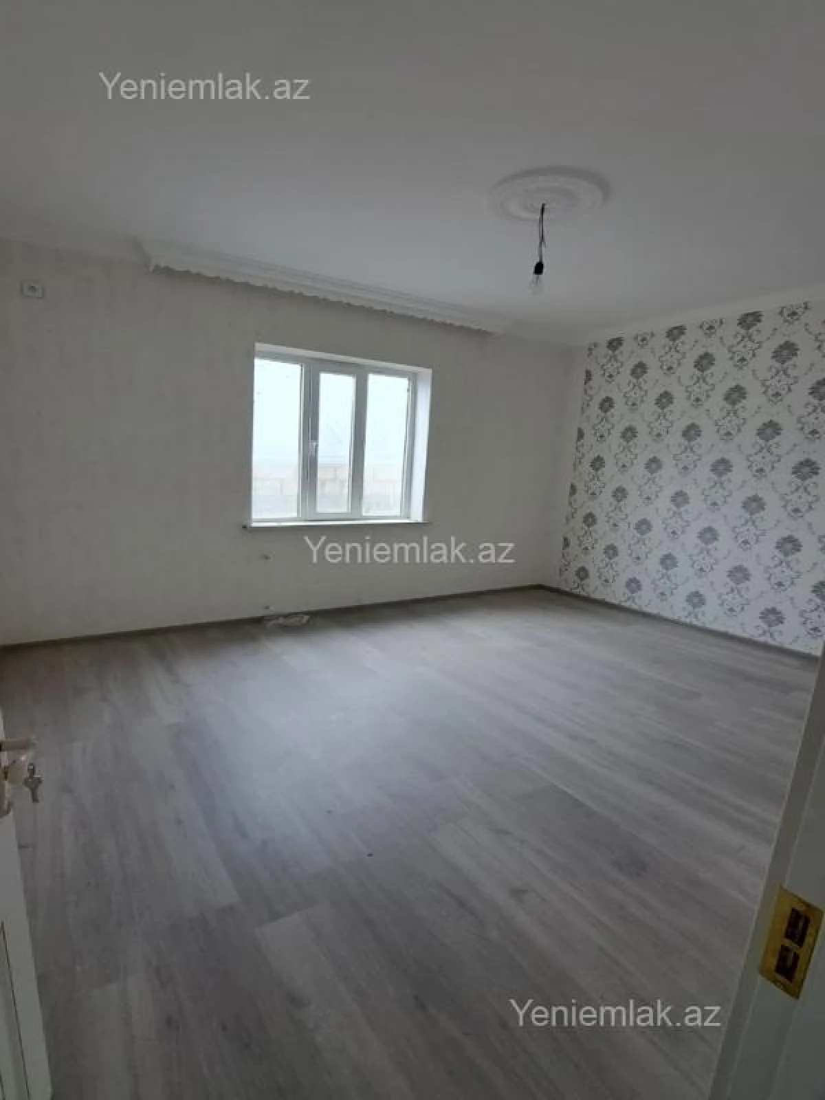 Satılır 4 otaqlı həyət evi 170 m²