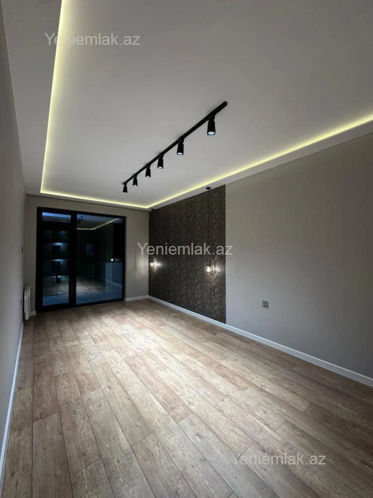 Satılır 3 otaqlı yeni tikili 100 m²
