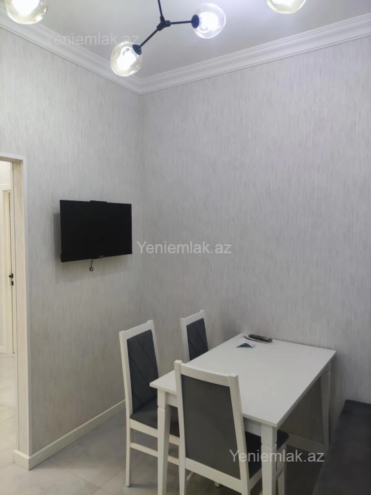 Satılır 2 otaqlı yeni tikili 89 m²