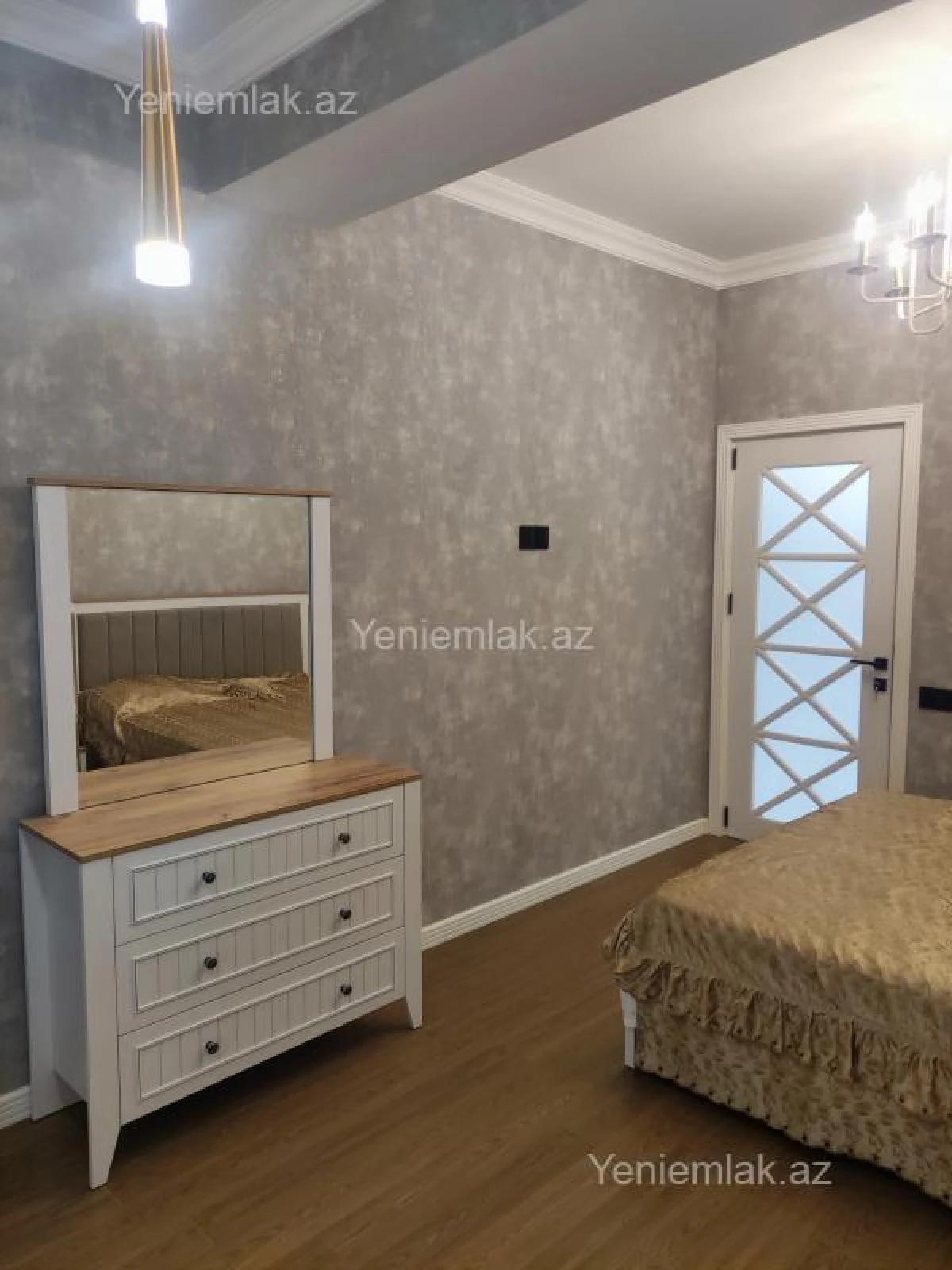 Satılır 2 otaqlı yeni tikili 89 m²