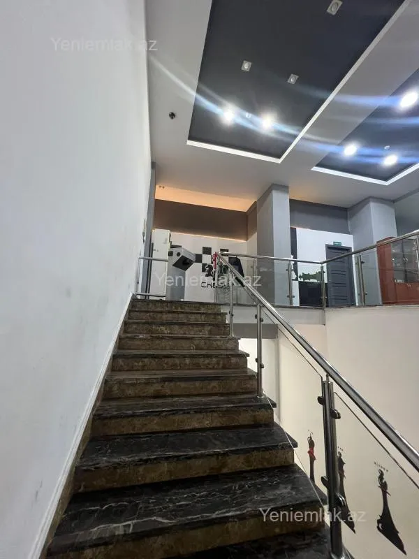 Satılır 6 otaqlı obyekt 370 m²