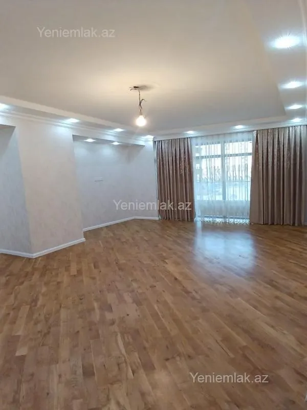 Satılır 4 otaqlı yeni tikili 178 m²