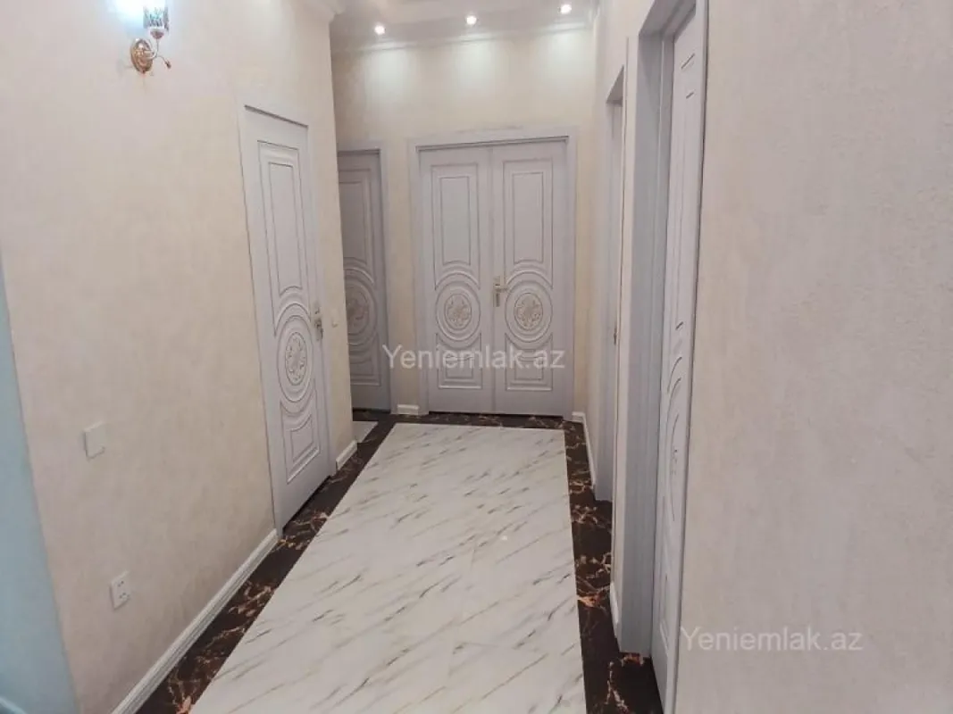 Satılır 4 otaqlı yeni tikili 178 m²