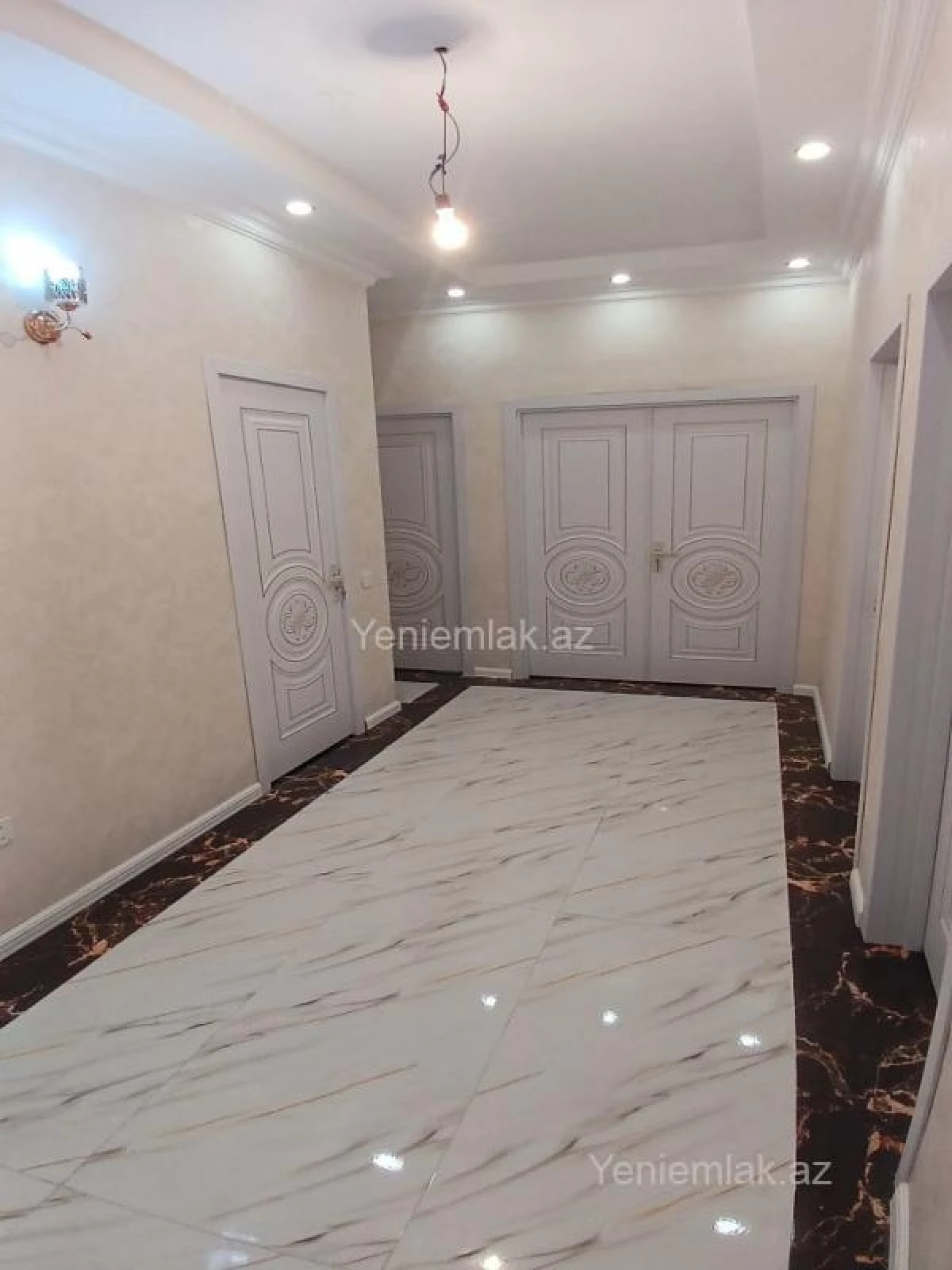 Satılır 4 otaqlı yeni tikili 178 m²