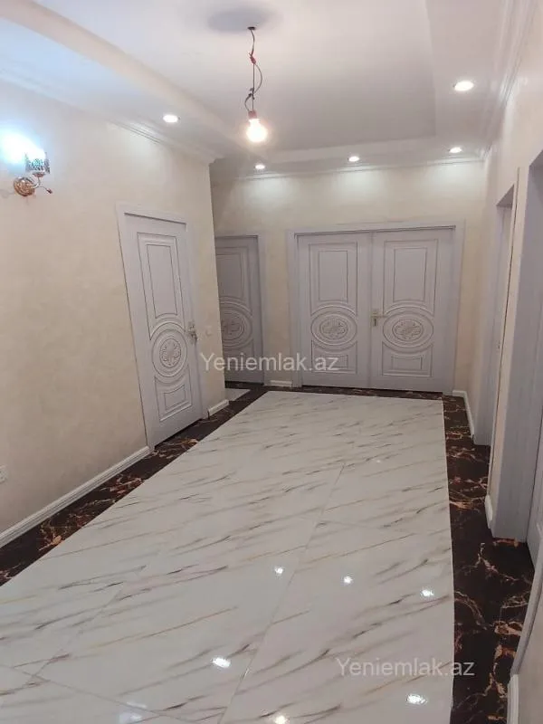 Satılır 4 otaqlı yeni tikili 178 m²