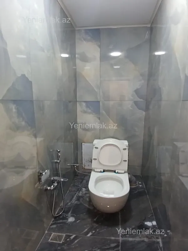 Satılır 4 otaqlı yeni tikili 178 m²