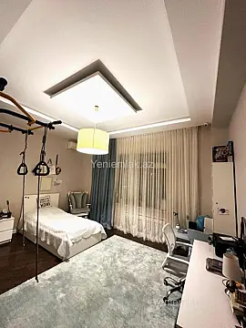 Satılır 4 otaqlı yeni tikili 202 m²