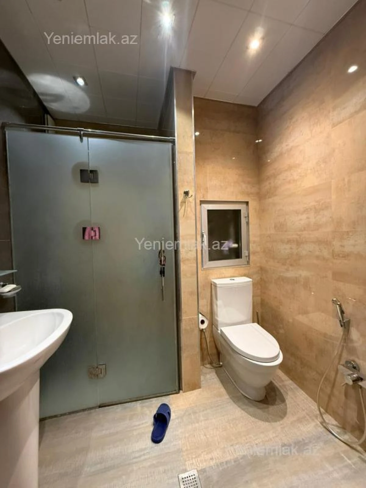 Satılır 3 otaqlı köhnə tikili 80 m²