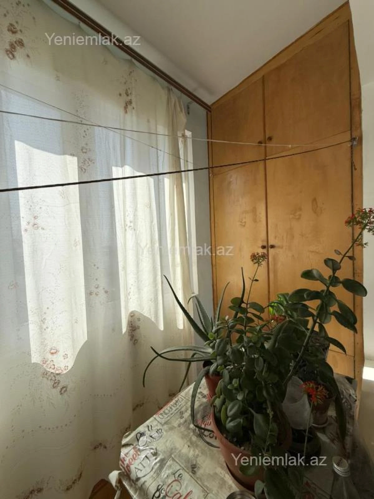 Satılır 3 otaqlı köhnə tikili 80 m²
