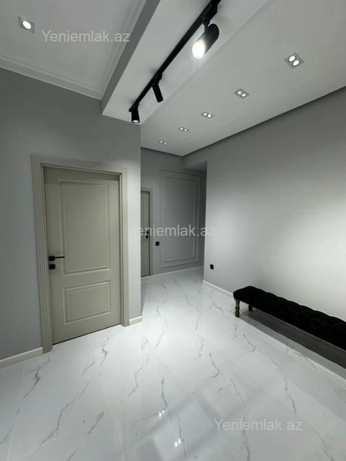 Satılır 3 otaqlı yeni tikili 100 m²