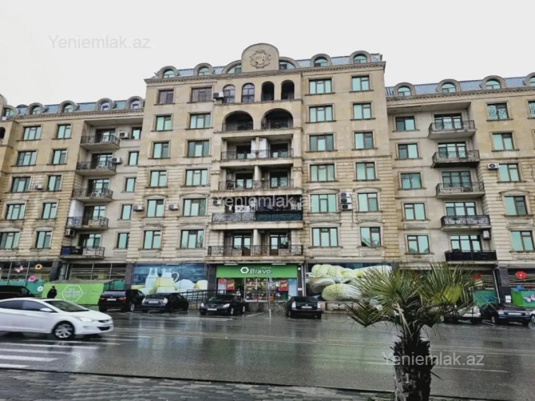 Satılır 3 otaqlı yeni tikili 100 m²