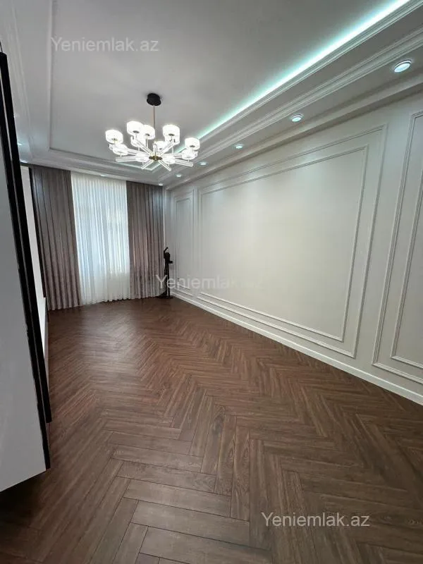 Satılır 3 otaqlı yeni tikili 100 m²