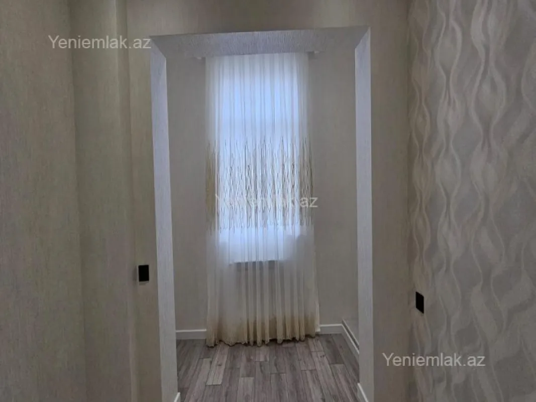 Satılır 3 otaqlı köhnə tikili 75 m²