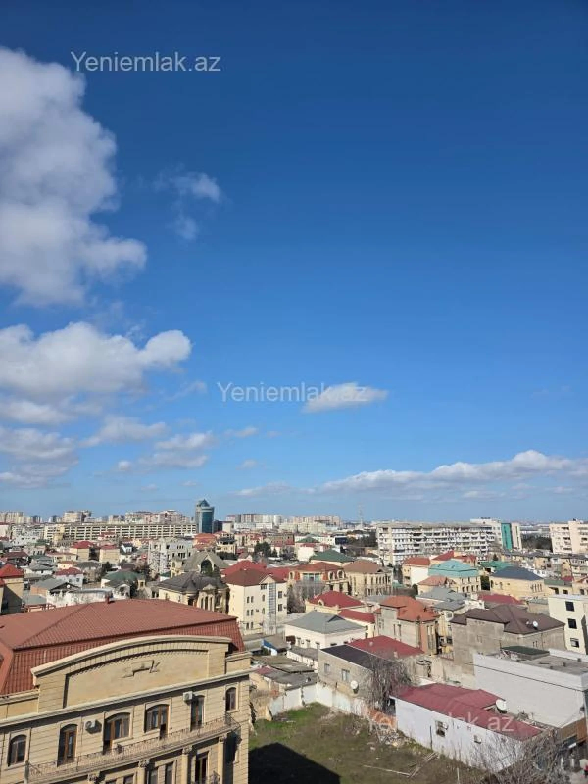 Satılır 4 otaqlı yeni tikili 180 m²