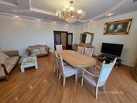 Satılır 4 otaqlı yeni tikili 180 m²