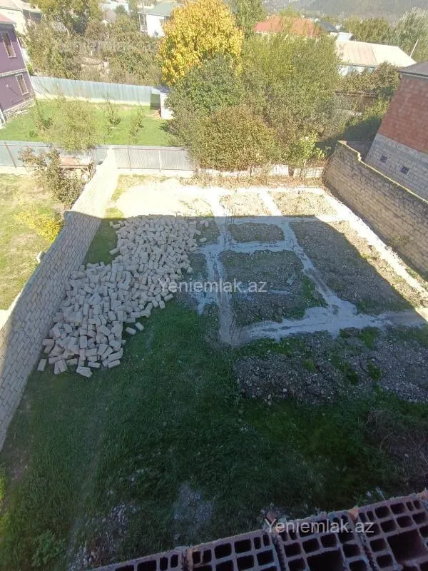 Satılır 3 otaqlı obyekt 372 m²