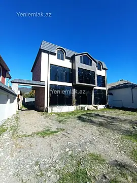 Satılır 3 otaqlı obyekt 372 m²