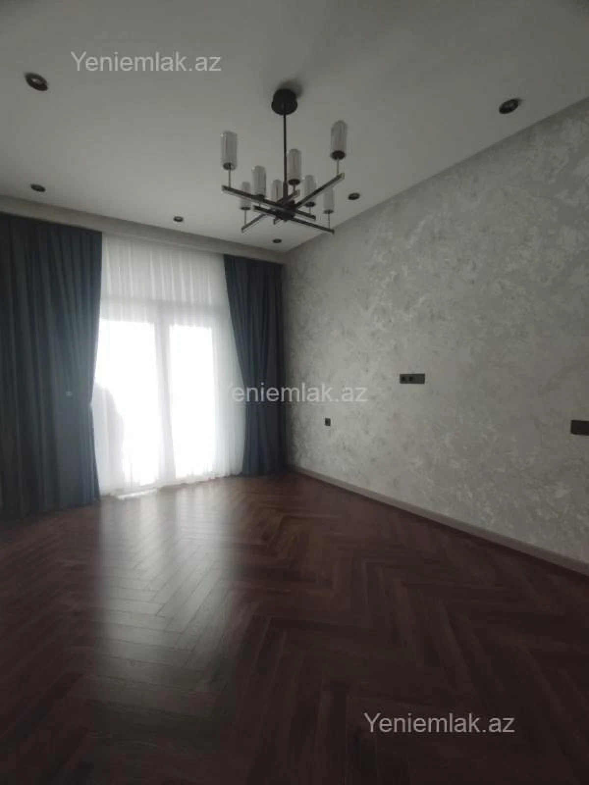 Satılır 2 otaqlı yeni tikili 80 m²