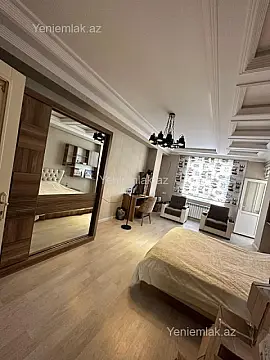 Satılır 5 otaqlı yeni tikili 250 m²