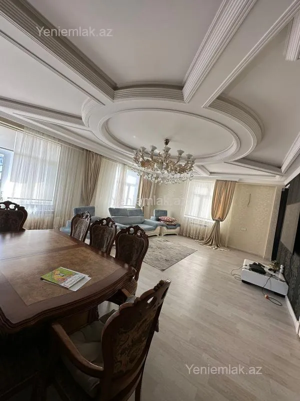 Satılır 5 otaqlı yeni tikili 250 m²