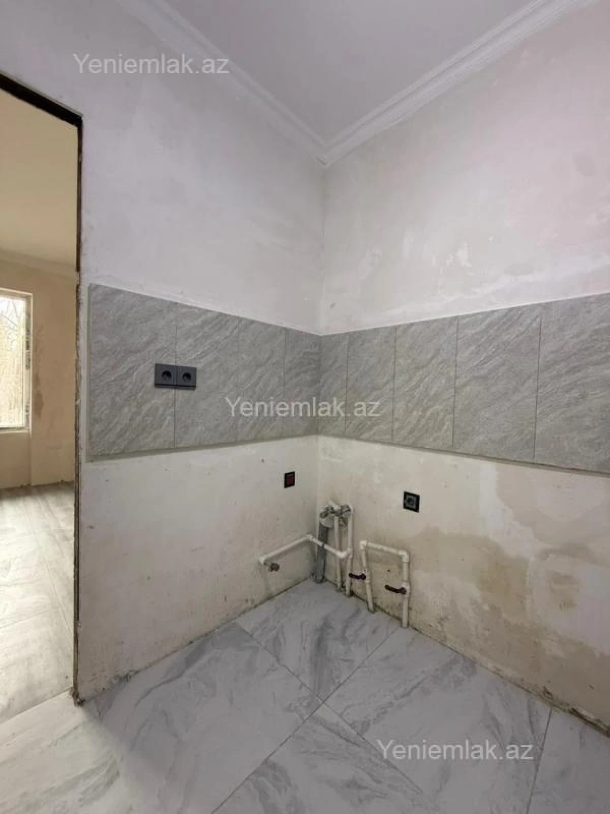 Satılır 1 otaqlı köhnə tikili 20 m²