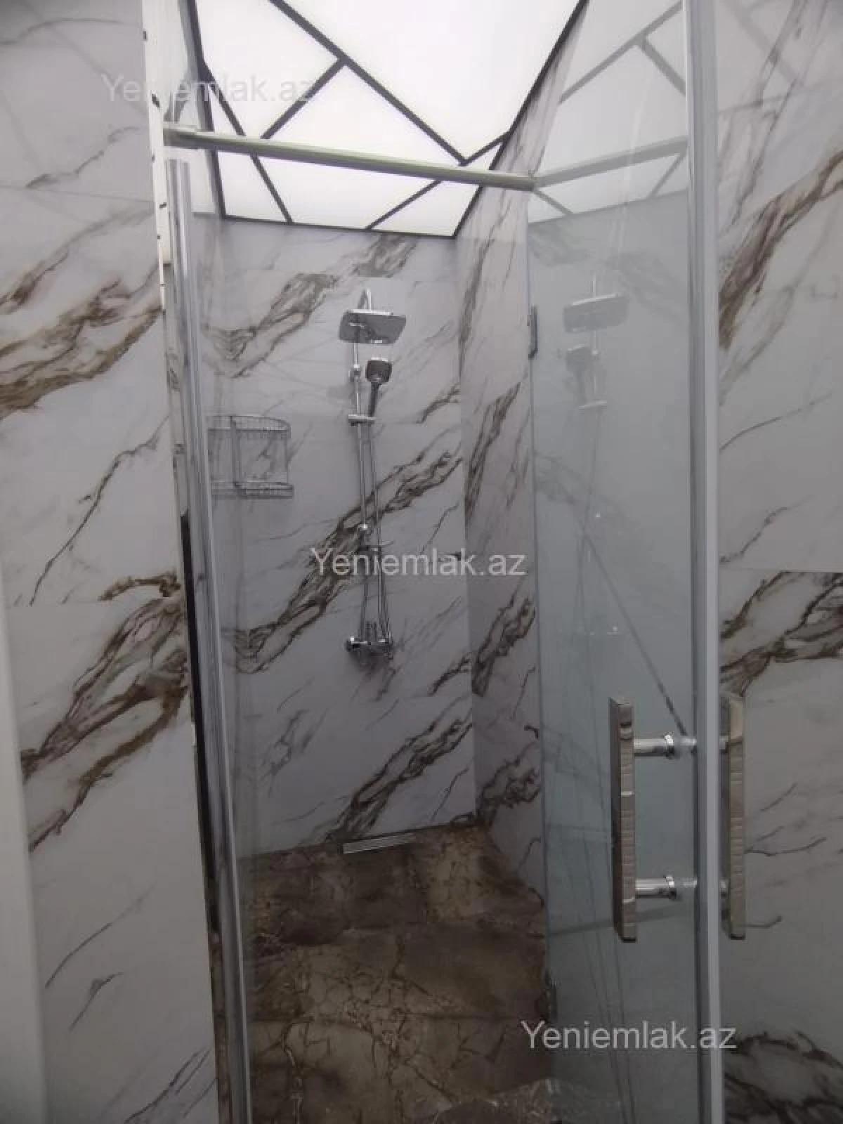 Satılır 2 otaqlı yeni tikili 65 m²